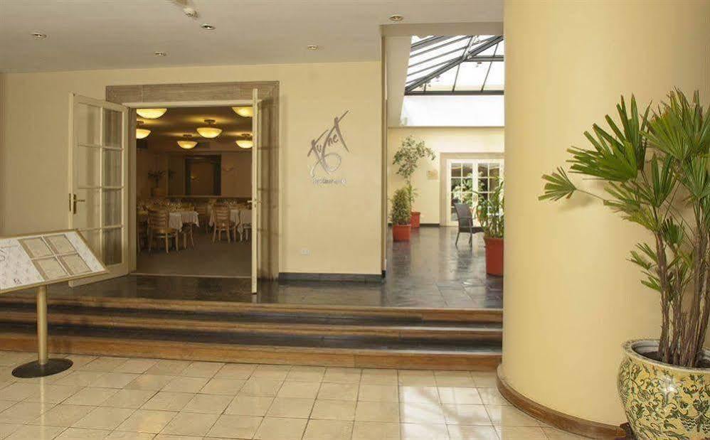 Austral Plaza Hotel Comodoro Rivadavia Luaran gambar